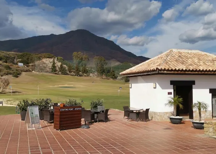 Borghese 4-9 Golf&relax * Estepona